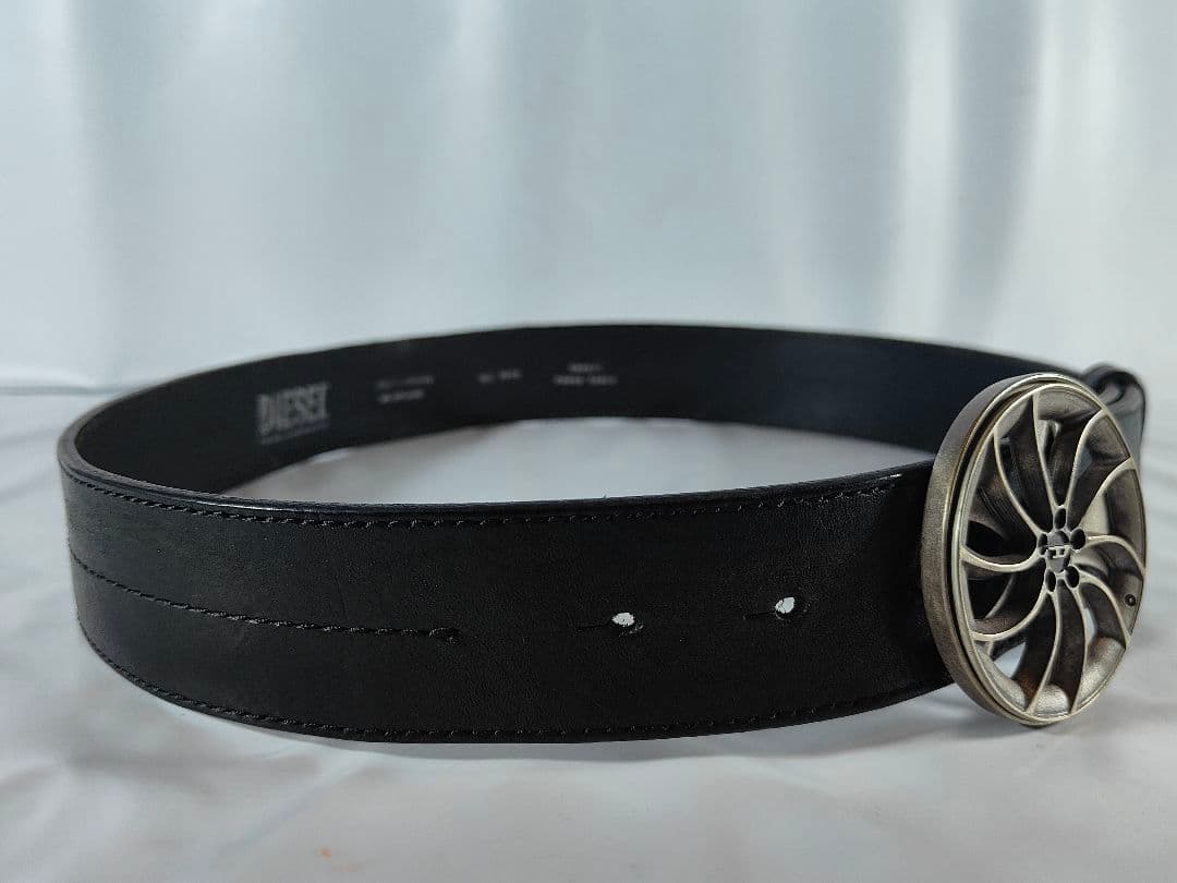 【極美品】DIESEL ディーゼル 艶黒本革　高級イタリアンレザーベルト　正規品