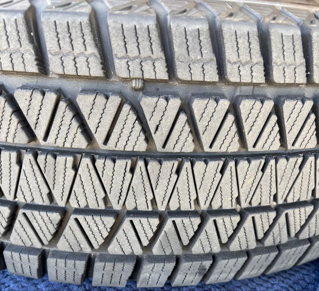 23年ブリヂストン ブリザック DM-V3 225/70R16 102Q