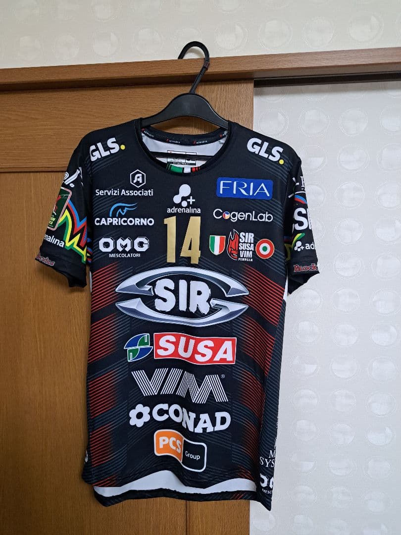 石川祐希　ユニフォーム