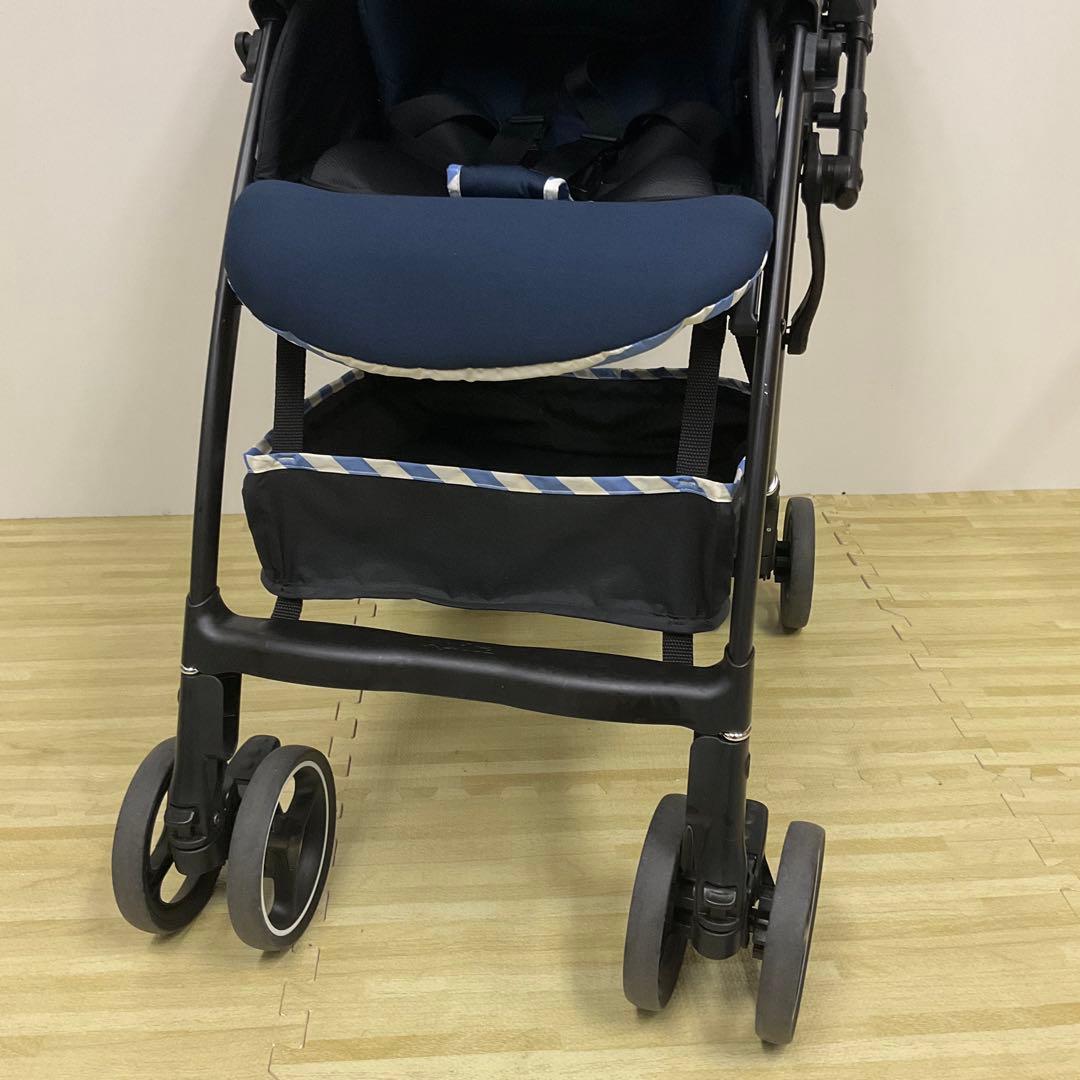 綺麗！アップリカ ラクーナ エアー AC マリンボーダーネイビー