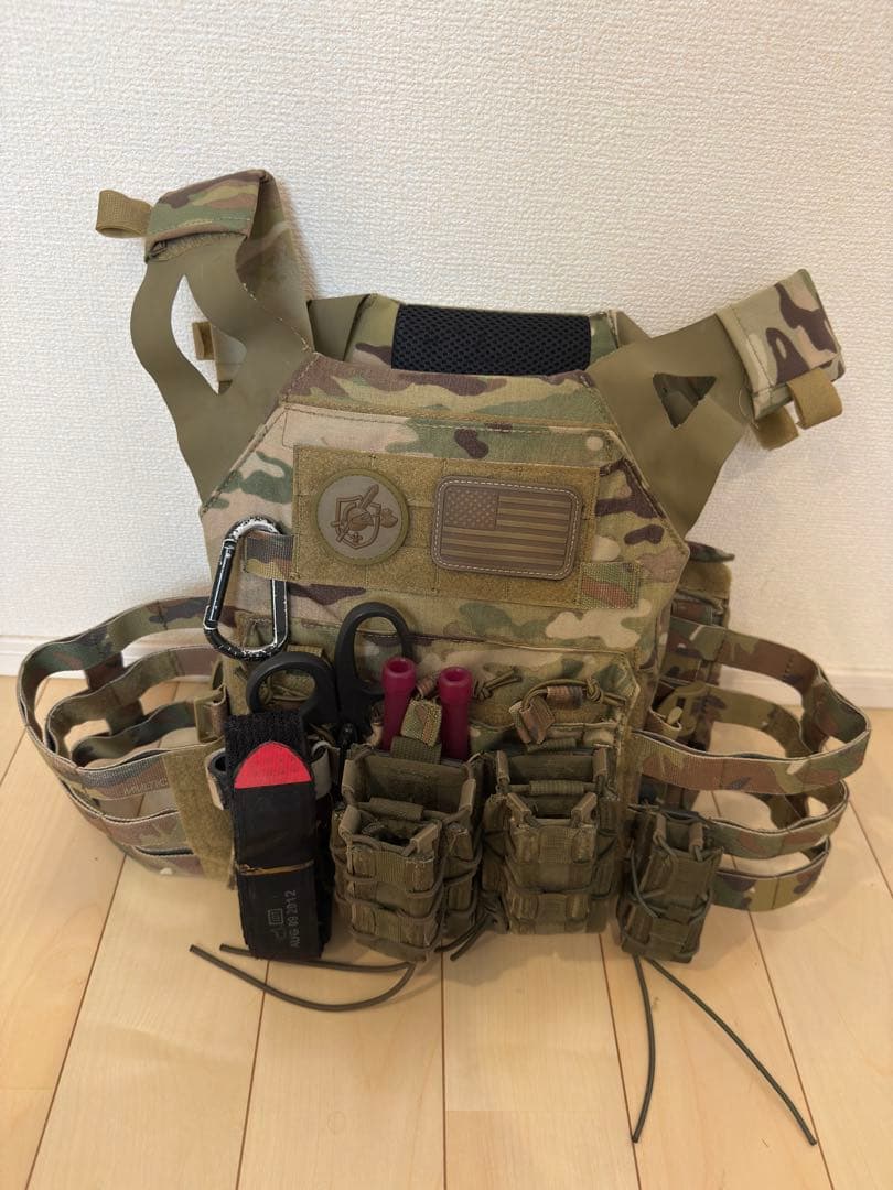 【実物ポーチ付きセット】TMC JPCタイプ プレートキャリア マルチカム