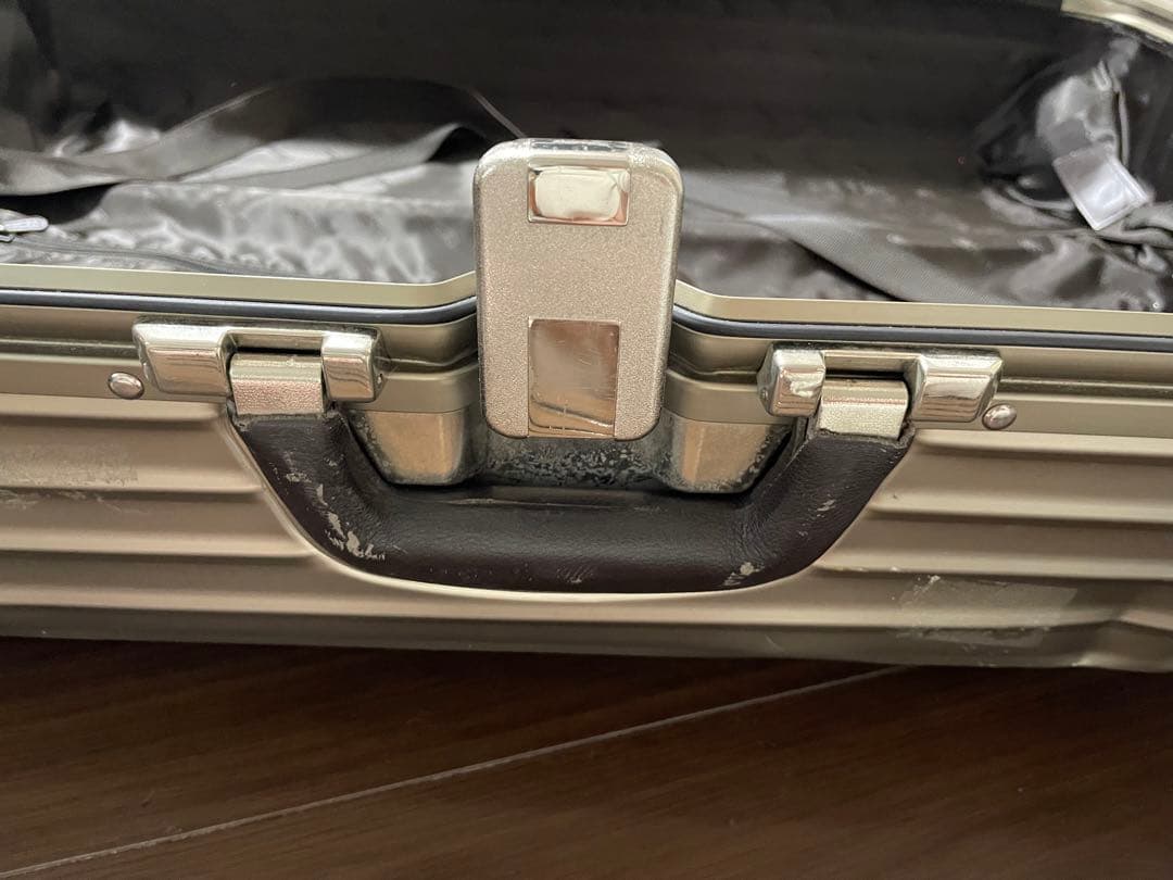【3/31まで】RIMOWA リモワ　トパーズチタニウム廃盤革ハンドル 98L