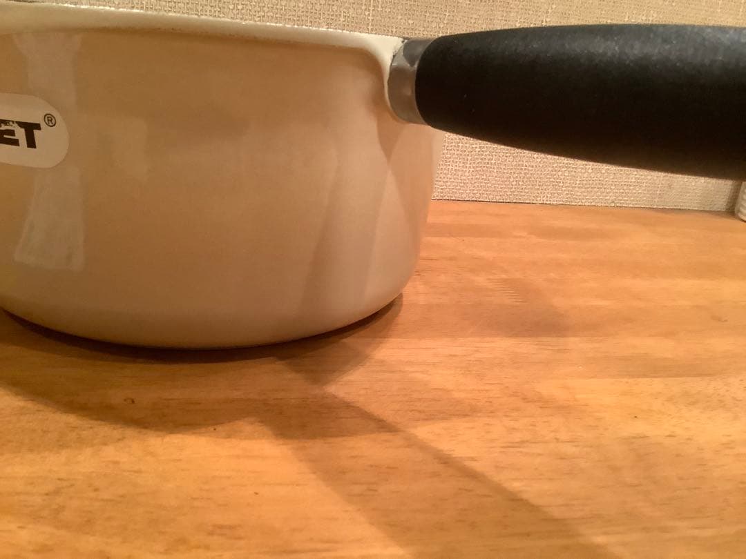 ルクルーゼ 片手鍋 20cm 色: サハラ(SAHARA)