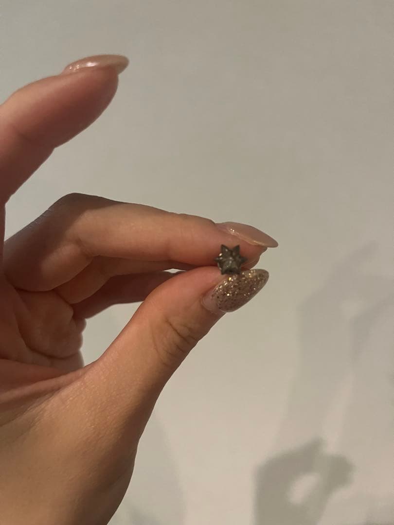 クロムハーツ　星形金属製ピアス 片耳用