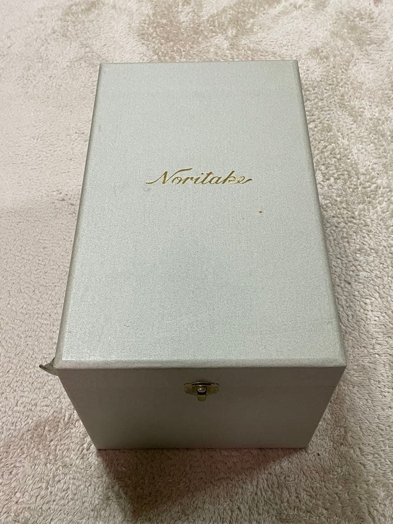 辰砂花生 深紅 ノリタケ ボーンチャイナ