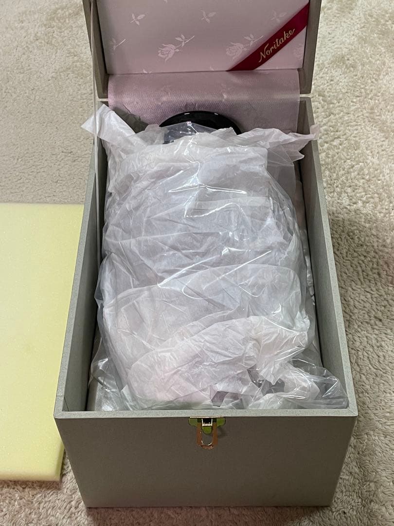 辰砂花生 深紅 ノリタケ ボーンチャイナ