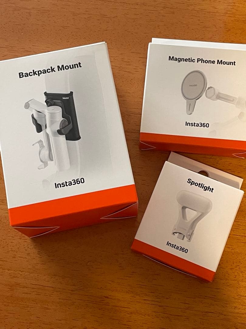 Insta360 Flow 2 Pro vlogキット、バックパック、ライト付き