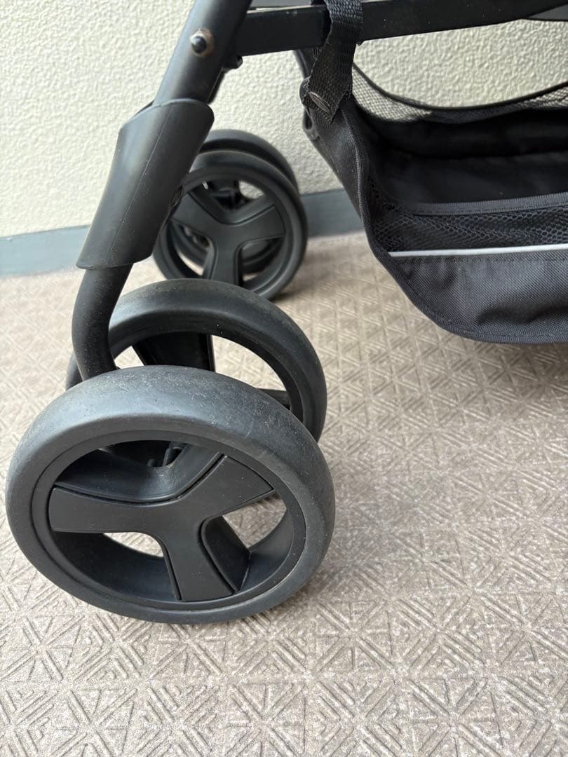 ませ　2人乗りベビーカー 日本育児 DUOシティHOP2