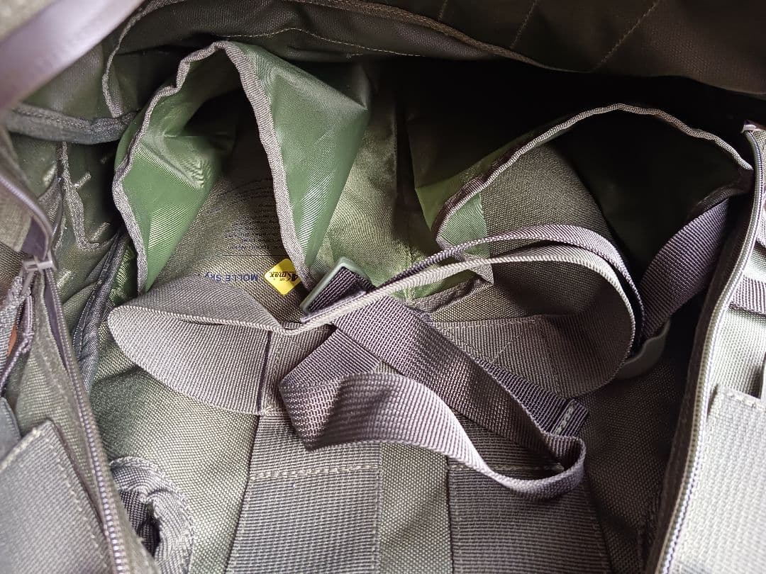 tora　AKmaxミリタリーUS モール スカイウォーカーリュックサック