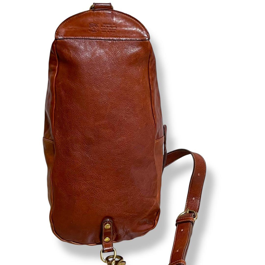 美品✨ IL BISONTE イルビゾンテ ボディバッグ ブラック レザー