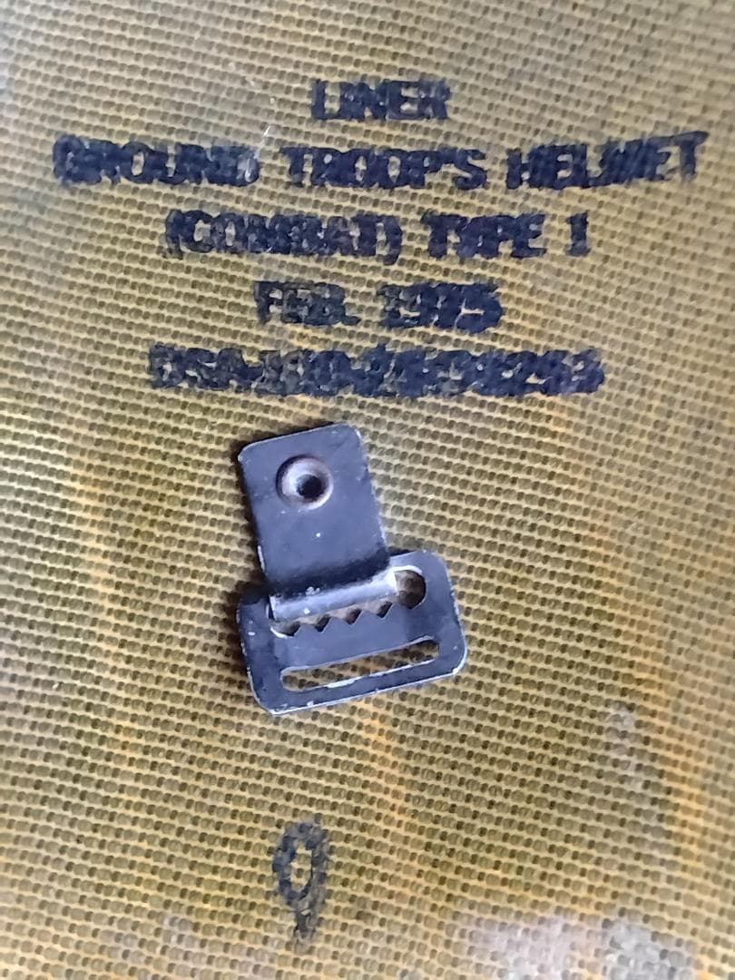 スチールヘルメット 鉄帽