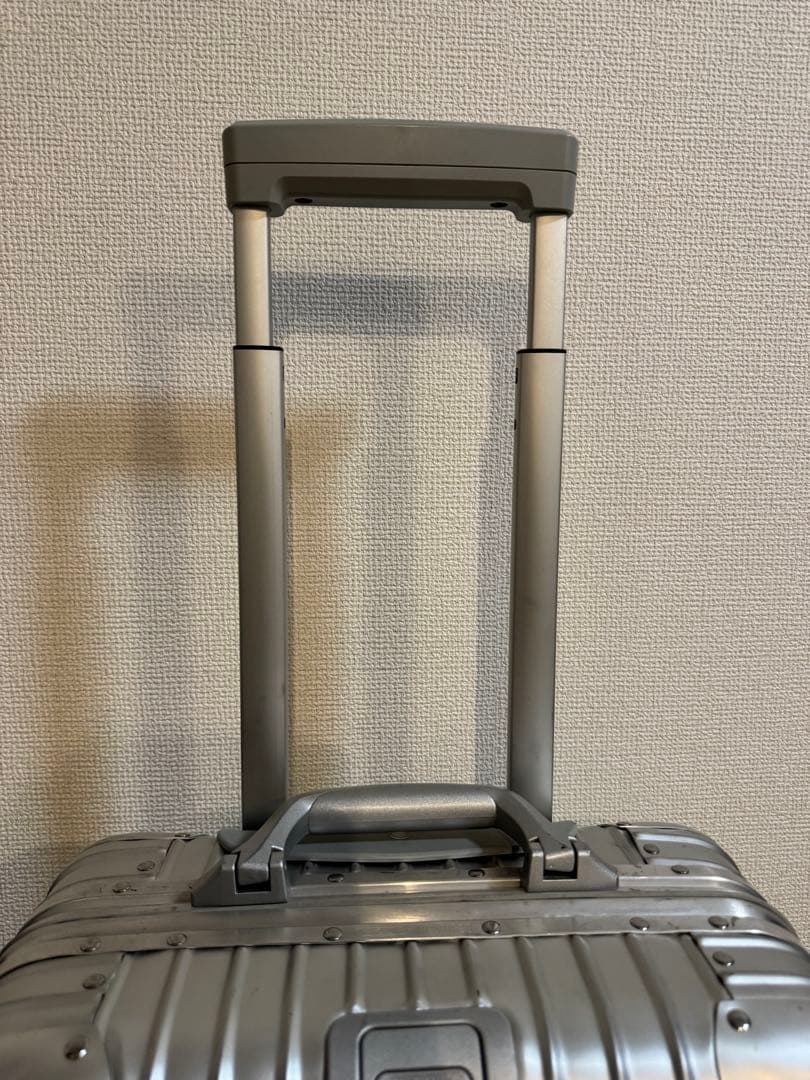 【RIMOWA 】リモワ　トパーズ4輪　32L 正規品　ギャランティ付き