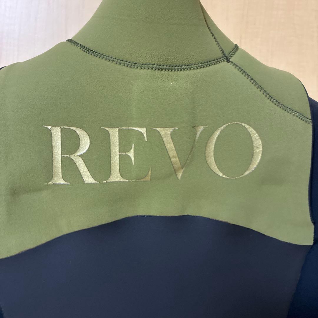 REVO セミドライスーツ ブラック/オリーブ　5/3