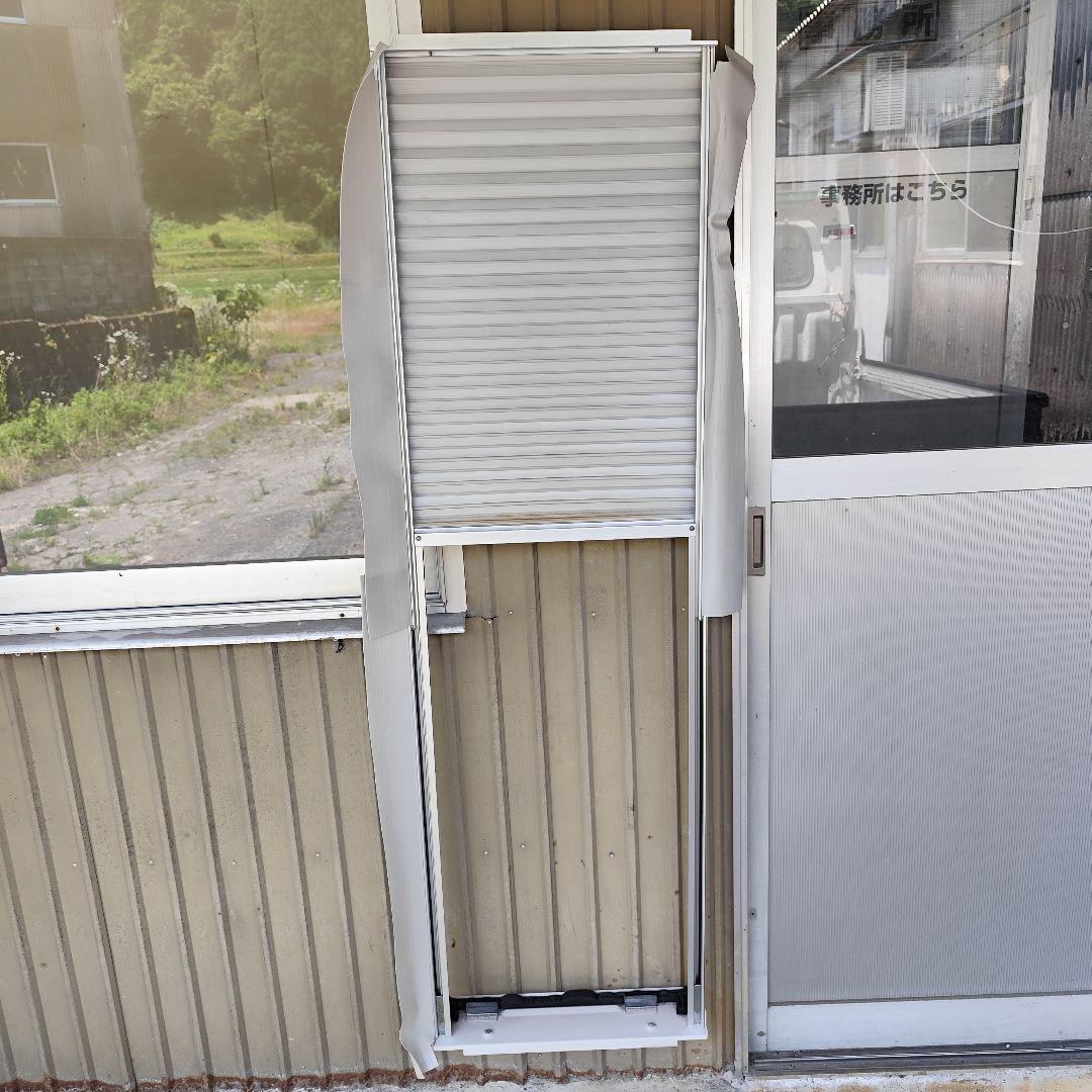 車部品（様）　コイズミ 窓用エアコン KAW-1952 15年製