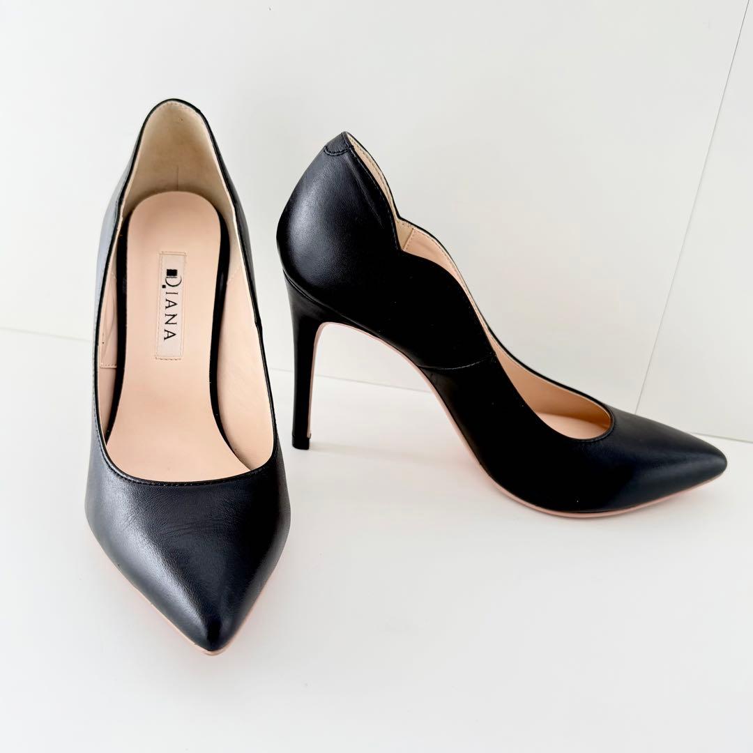 ☆未使用級　DIANA パンプス フラワーカット ポインテッド ダイアナ 黒