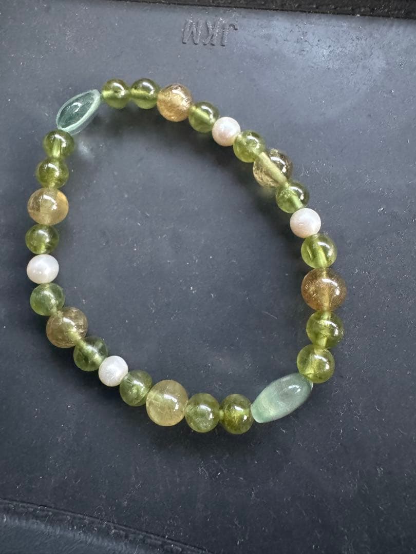 天然石ビーズ ブレスレット 緑色系　パワーストーン