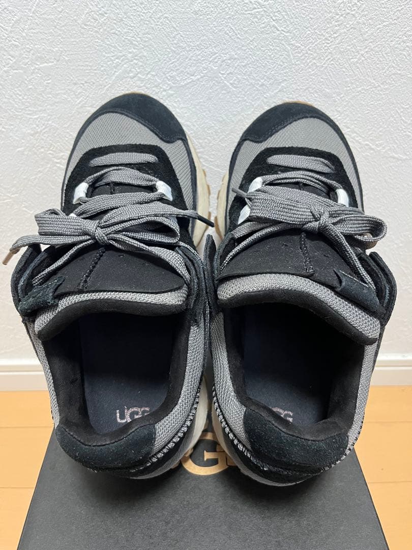 UGG メンズスニーカー/28cm
