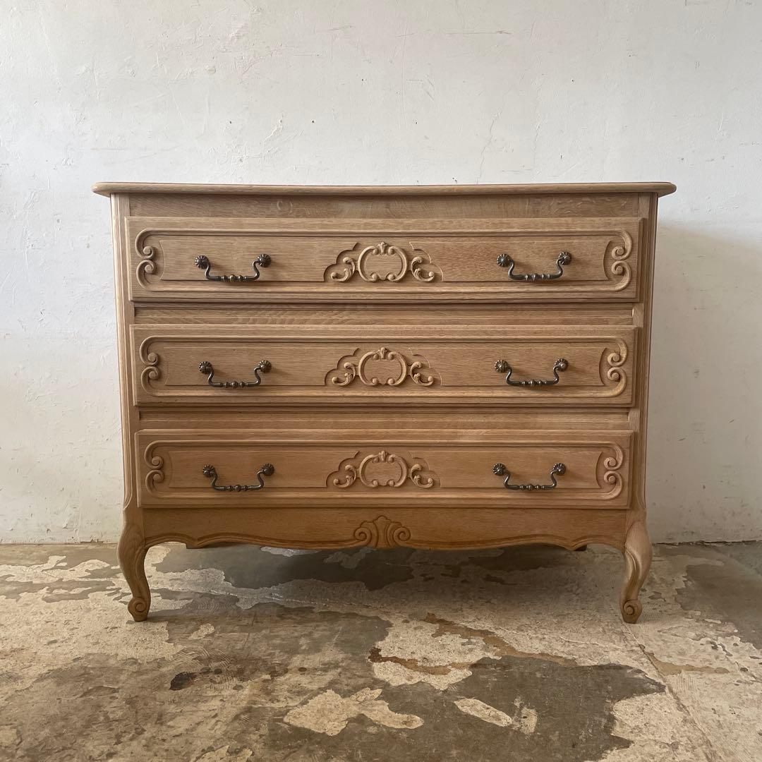 年末・年始SALE ビンテージ 3段チェスト 猫脚 剥離