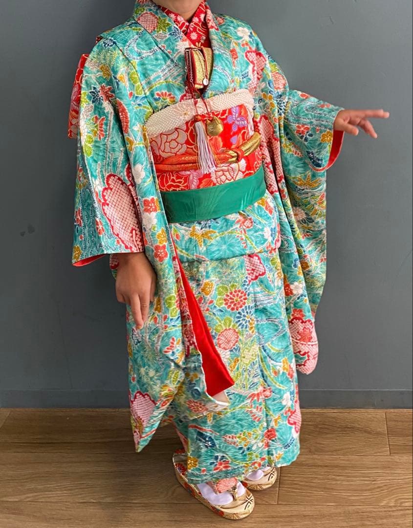 七五三　女の子　7歳向け　正絹　絞り入り　レトロ着物　セット
