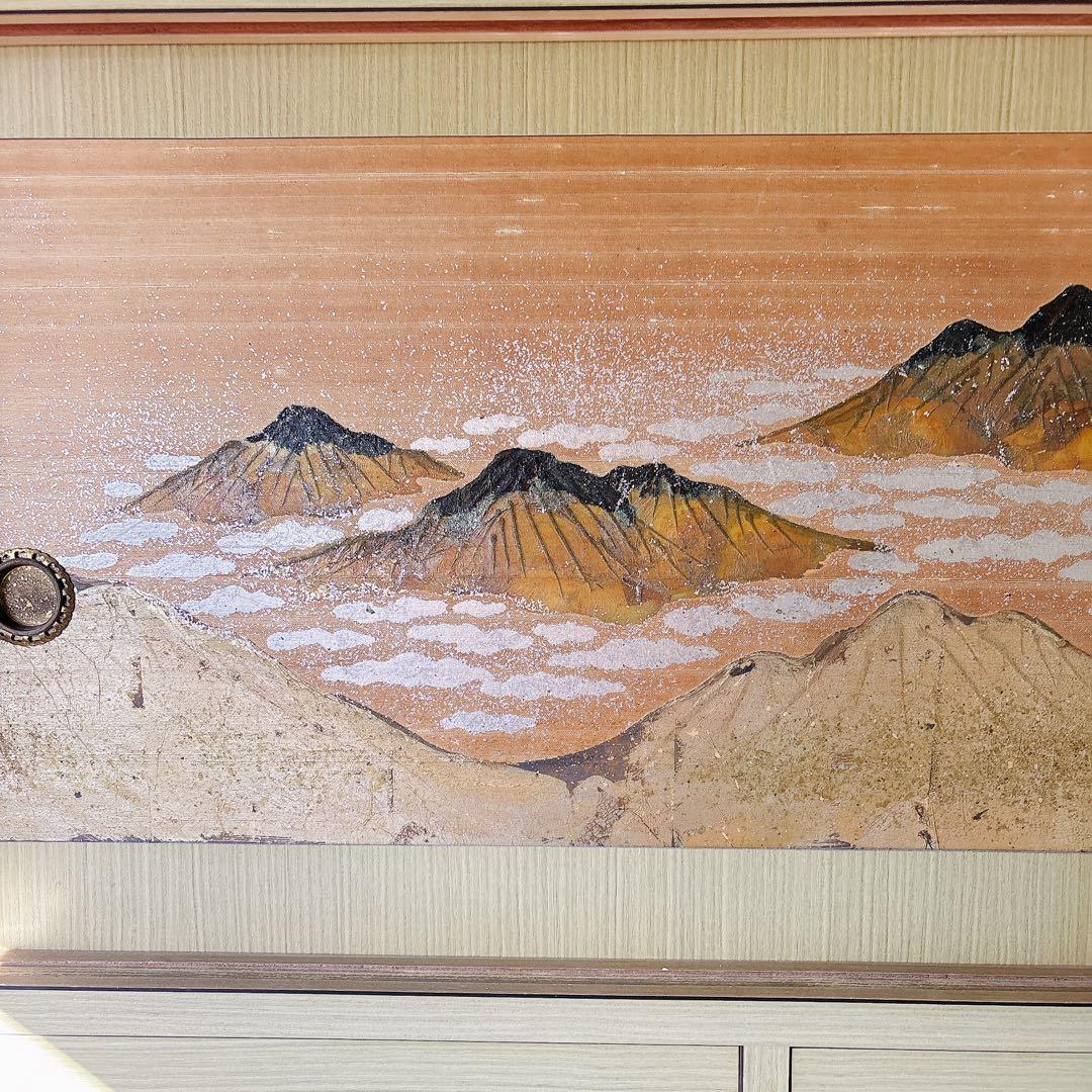 高級桐箪笥 観音開き 山水絵 伝統工芸品 桐ダンス　和ダンス 鍵付き 送料込み