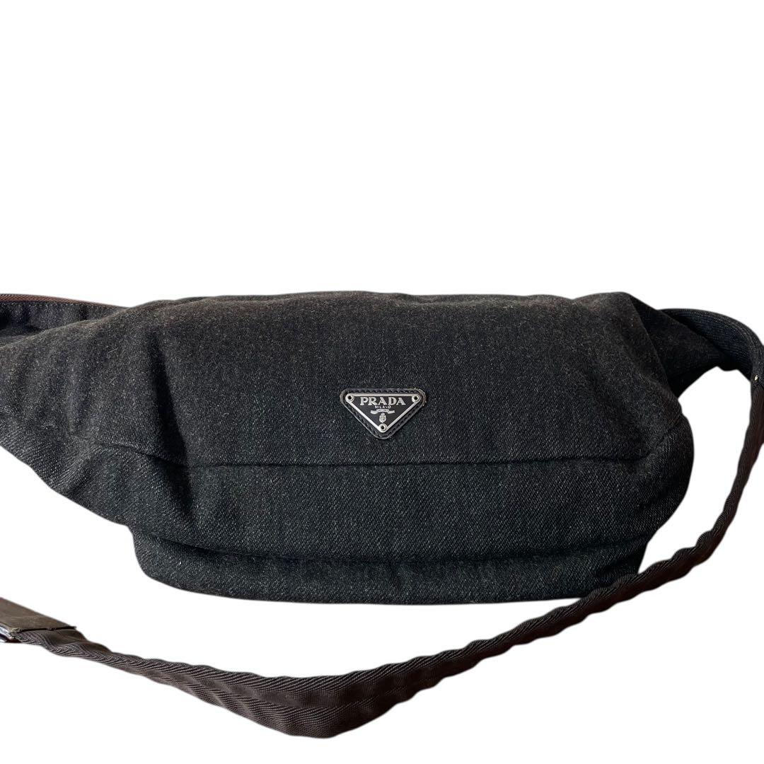 PRADA ボディバッグ ウエストポーチ ブラック