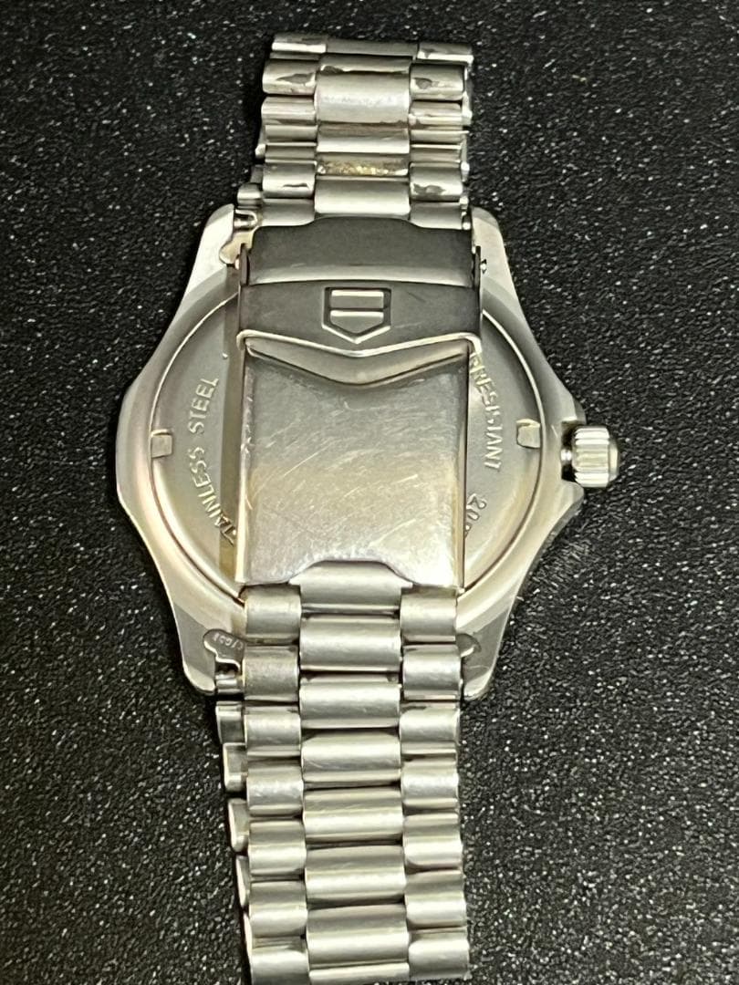 ◆TAG HEUER タグホイヤープロフェッショナルブラック 腕時計　08175