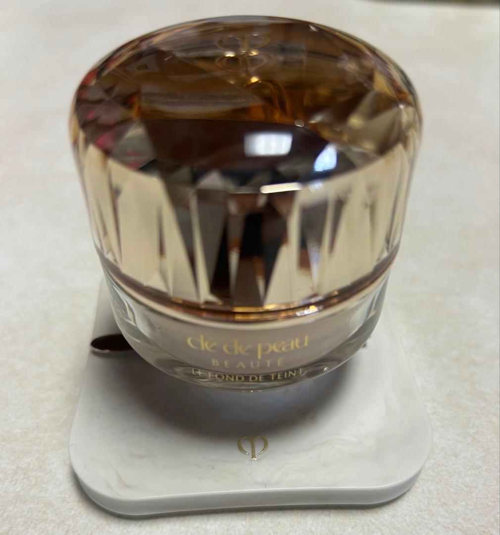 クレ・ド・ポー ボーテ ル・フォンドタン　ピンクオークル10