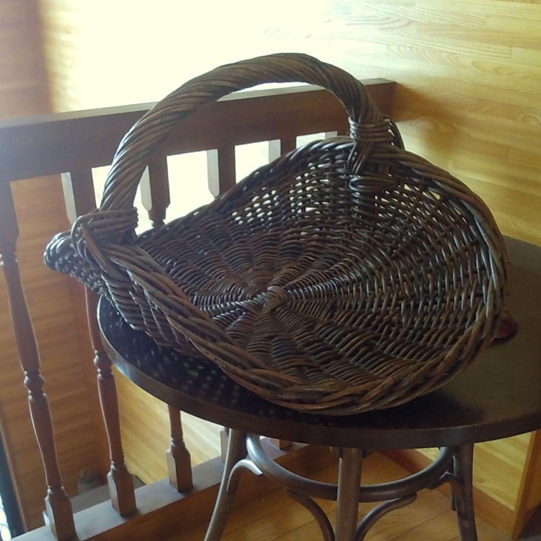 お洒落な籐かご