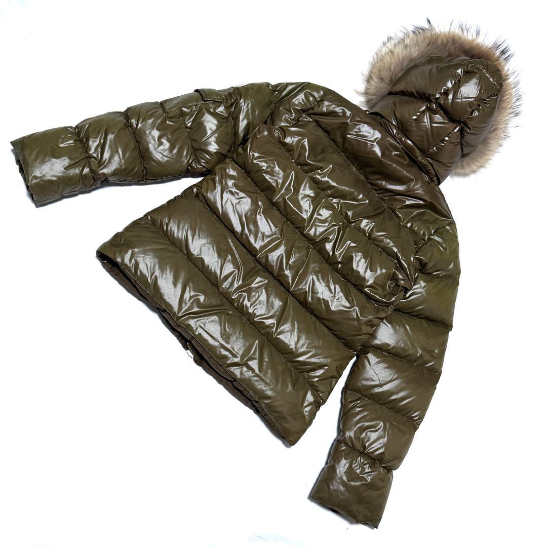 YAMANECOさん専用ピレネックス ダウンジャケット カーキ ファー付 36