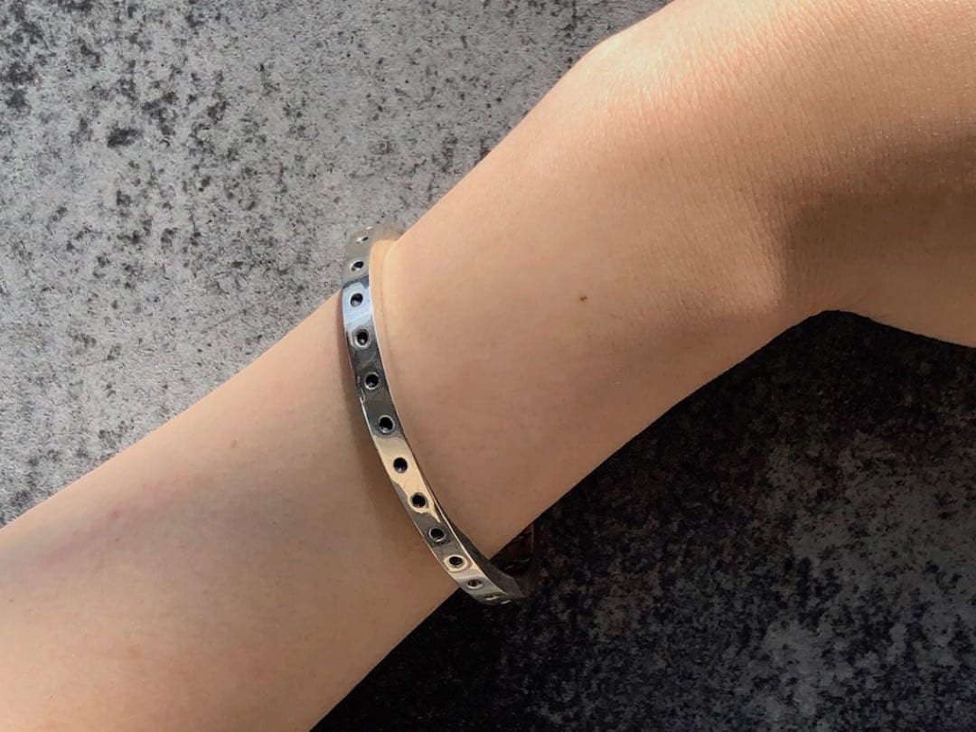 codysanderson バングル　NARROW DOT CUFF