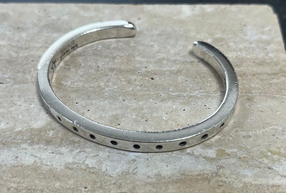 codysanderson バングル　NARROW DOT CUFF