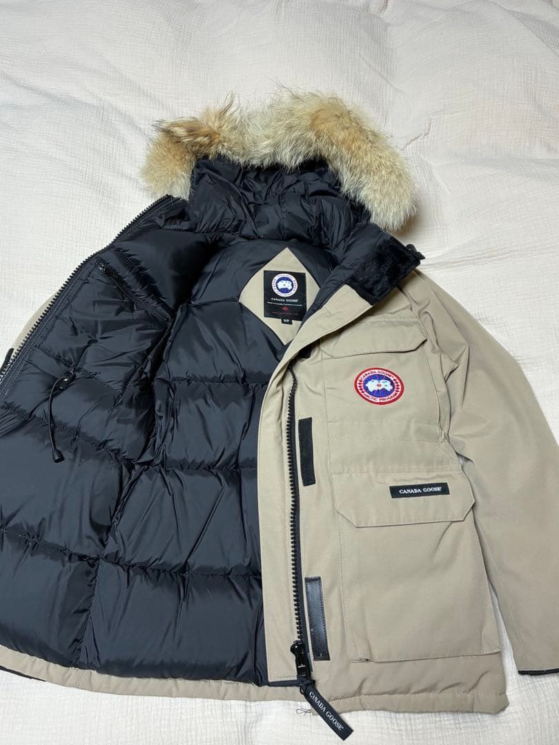 美品   ダウンジャケット ベージュ S レディース