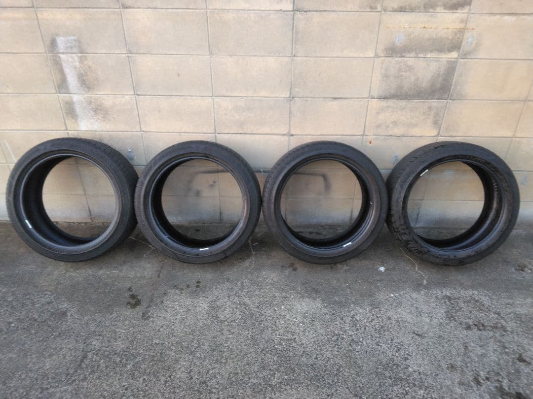 225/45R18 ブリヂストンレグノ　2020年製　4本中古セットリムガード付