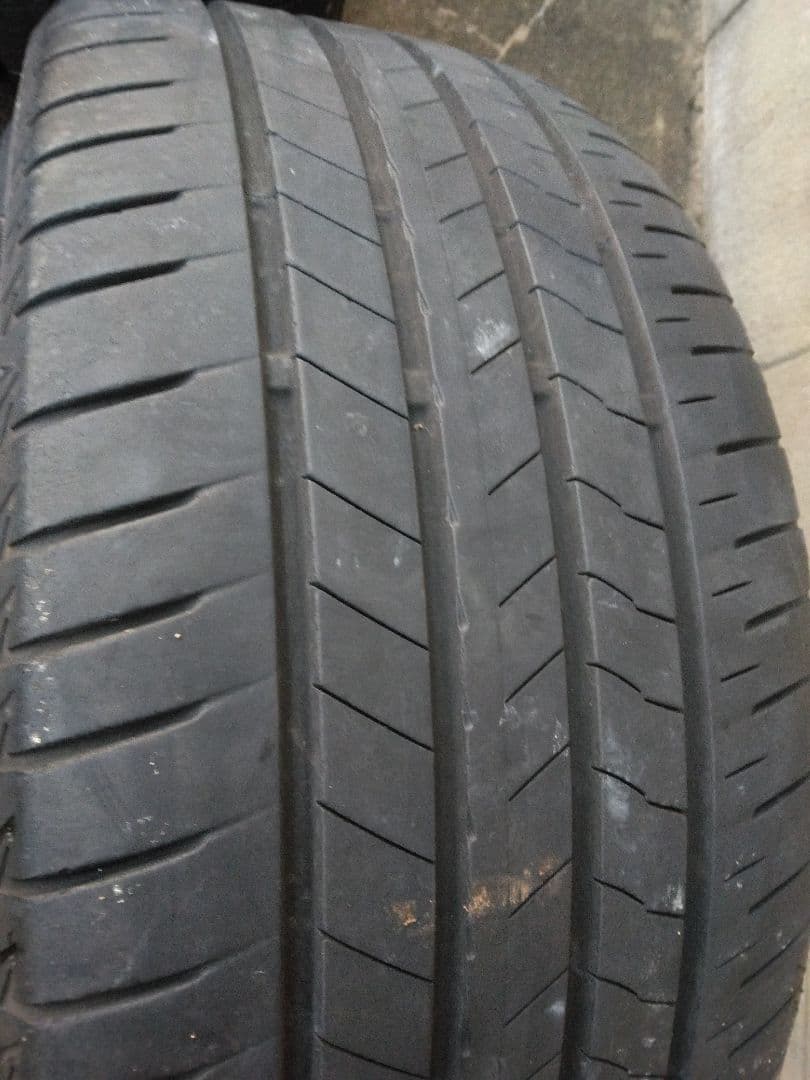 225/45R18 ブリヂストンレグノ　2020年製　4本中古セットリムガード付