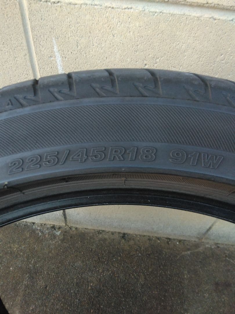 225/45R18 ブリヂストンレグノ　2020年製　4本中古セットリムガード付