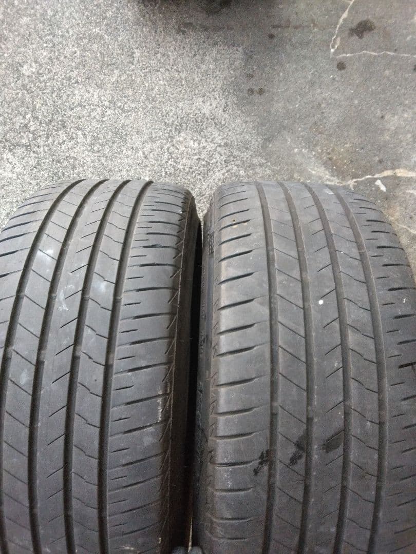 225/45R18 ブリヂストンレグノ　2020年製　4本中古セットリムガード付