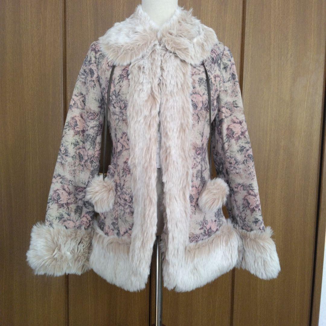 レストローズ　西武池袋限定ゴブランコート　タグ付