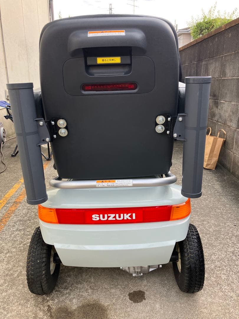 美品SUZUKI セニアカーET4Dブルー　鍵2本純正カバーステッキホルダー付き