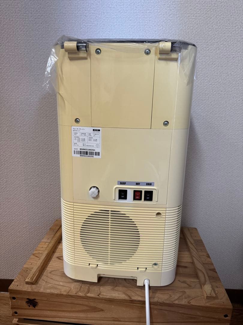 【新品未使用】エブリィフレシャスminiカートリッジ3個付きウォーターサーバ