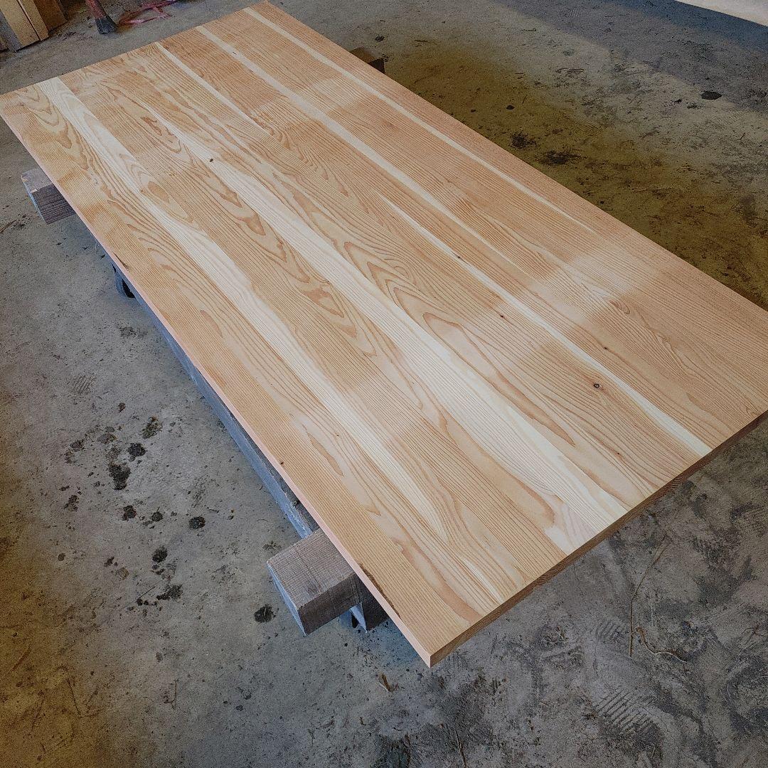 送料込み　唐松カラマツ14枚ハギ板　無垢材天板テーブルカウンター DIY番号64