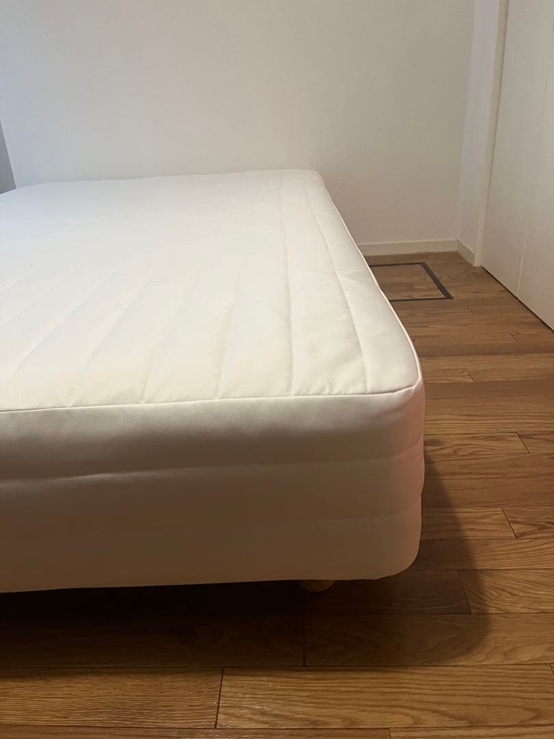 無印脚付きベッド　セミダブル