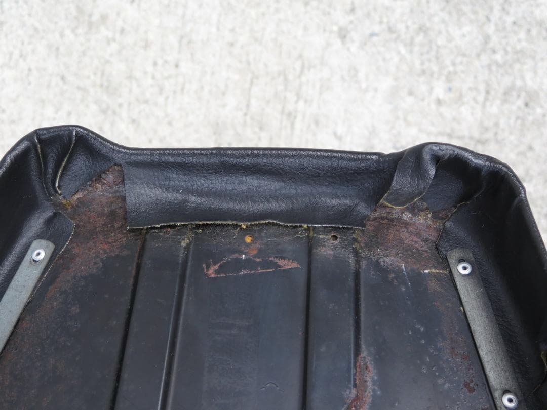 ＢＭＷ　Ｒ１００　純正シート　※カスハラ危険人物ｔａにご注意