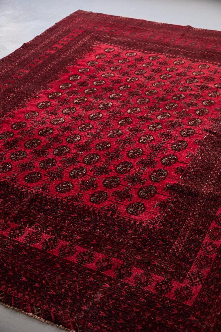 大型ヴィンテージラグ　トライバルラグ　トルクメン族（287×200cm）赤　黒