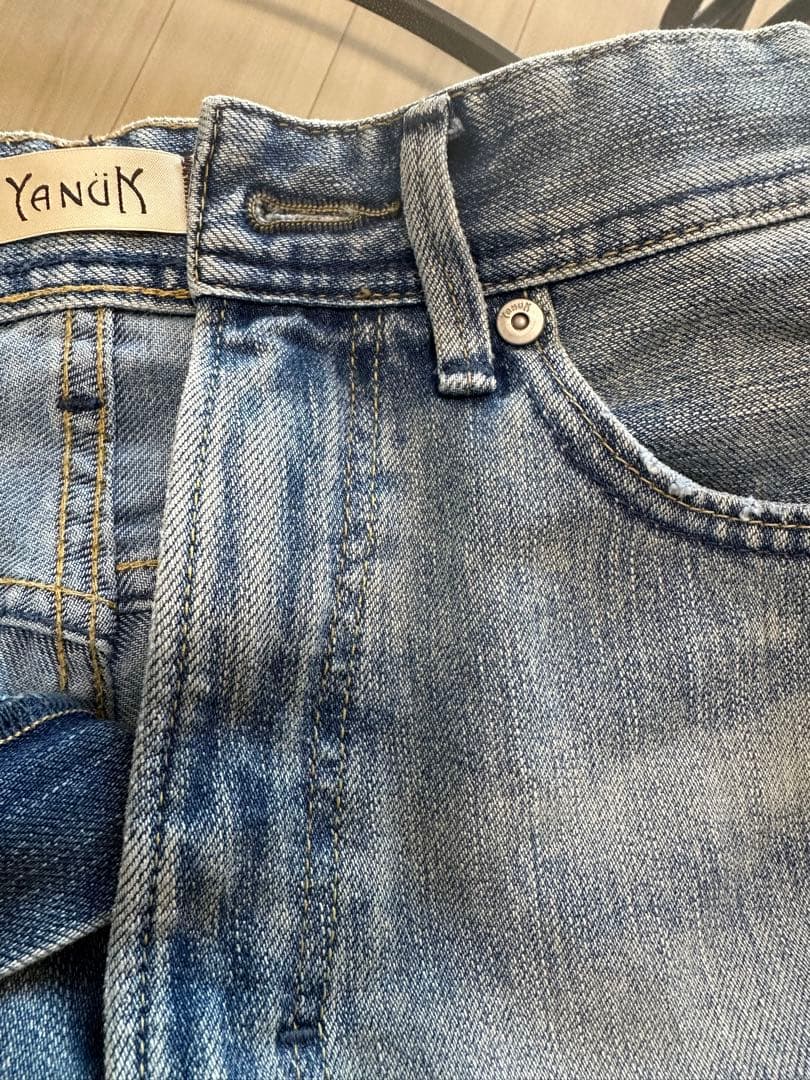 【値下げ】【美品】YANUK ボーイズストレート\"LEA\" / TVS 23