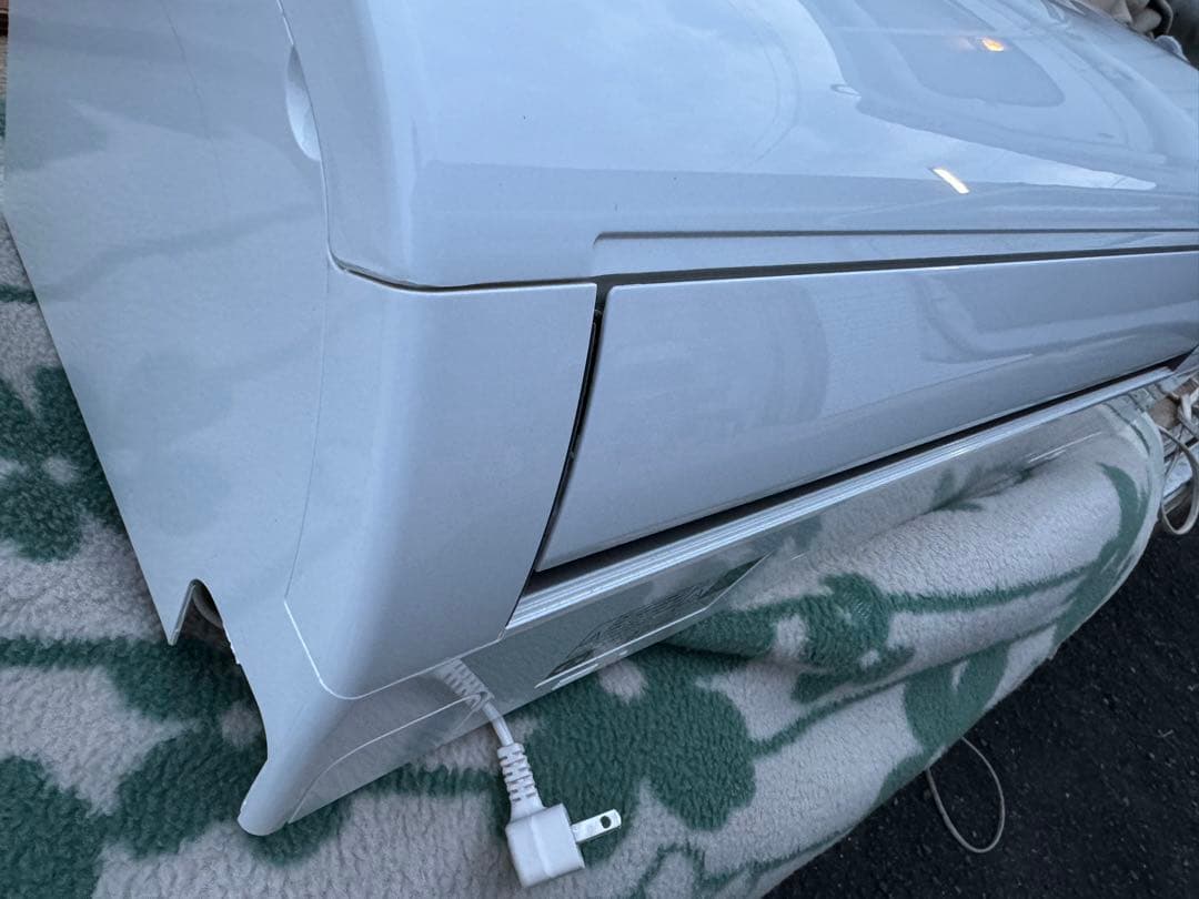 室外機も込 ダイキン 6畳用 エアコン クーラー 2.2kw 2020年製 22