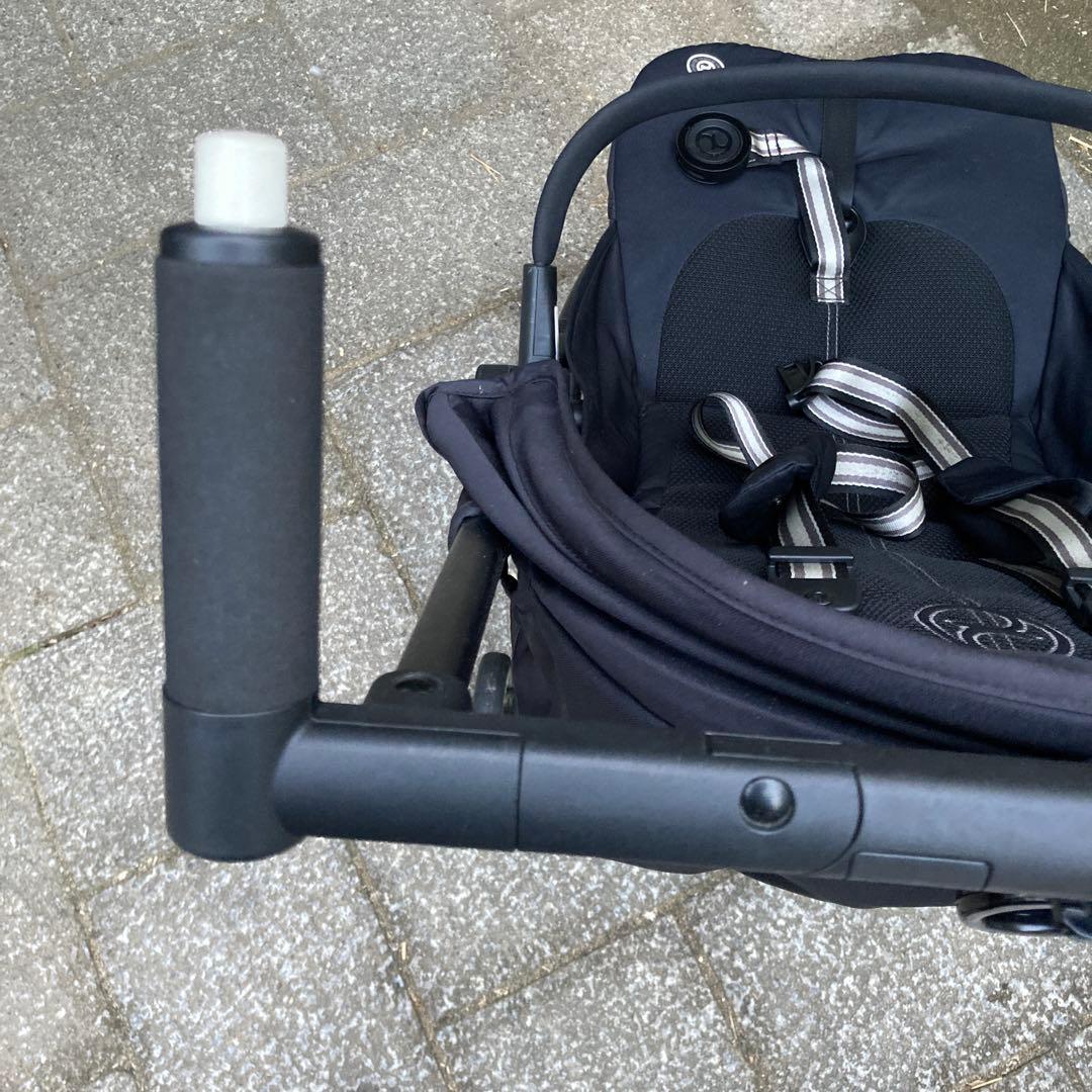 2024.6購入　サイベックス　リベル　黒　ベビーカー 折りたたみ式
