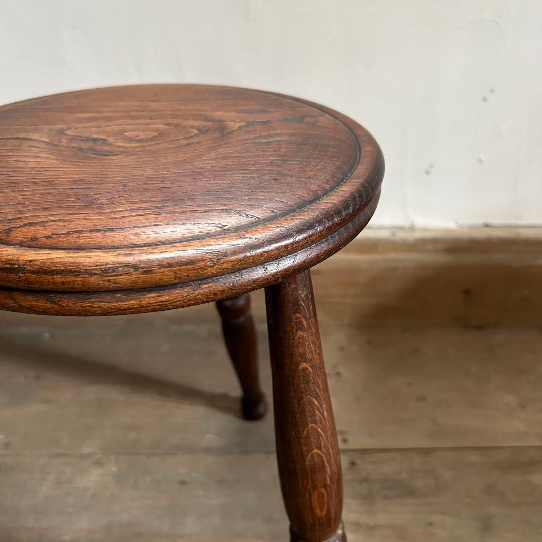 フランスアンティーク 木製 三本脚 スツール ダークブラウン　②