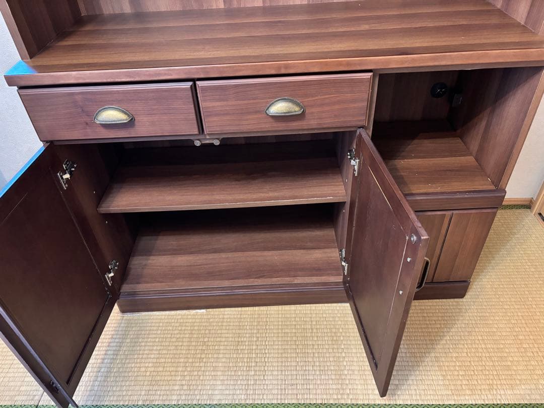 ニトリ　食器棚　ブラウン　コンセント3箇所