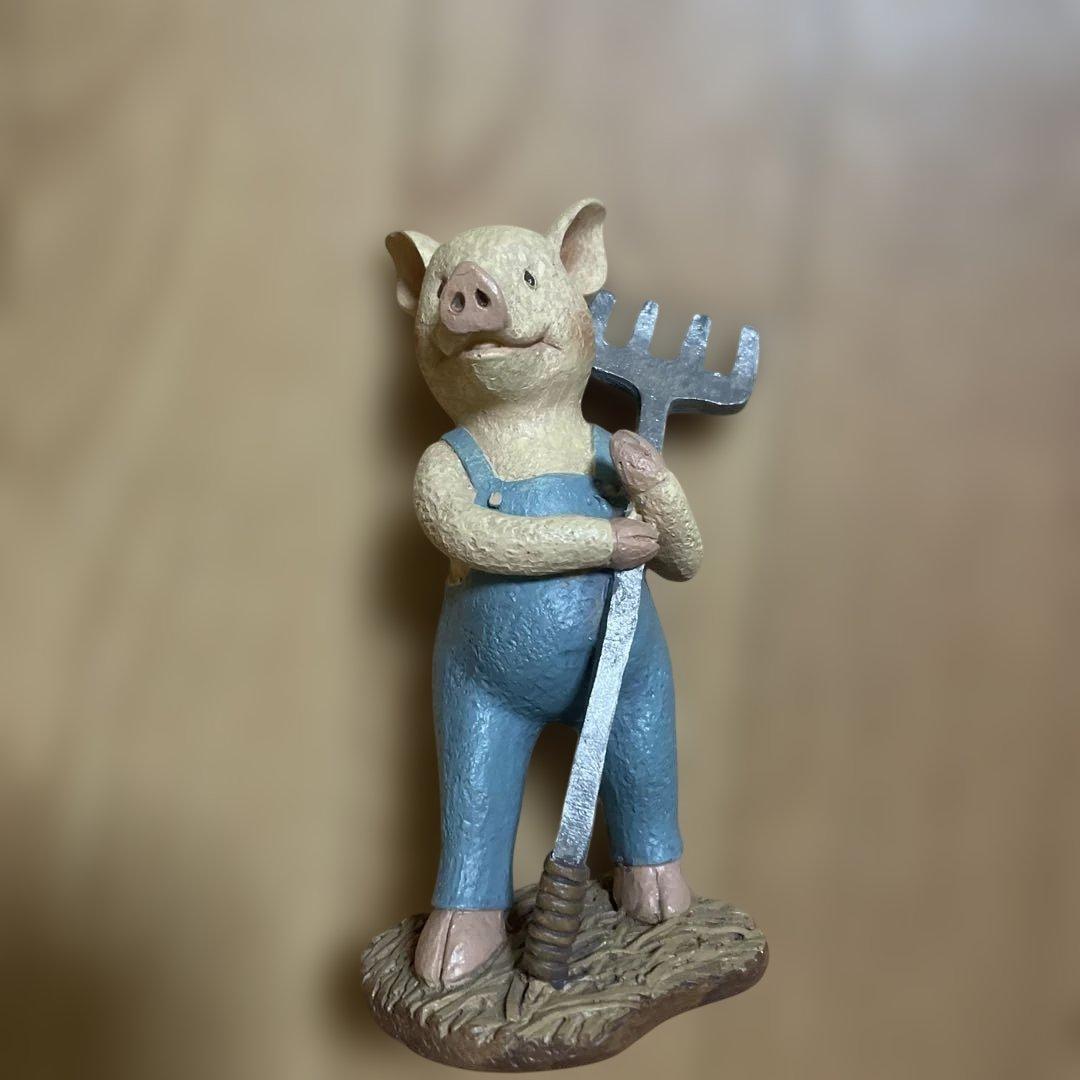 豚の農夫　置物 フォーク付き 約15cm