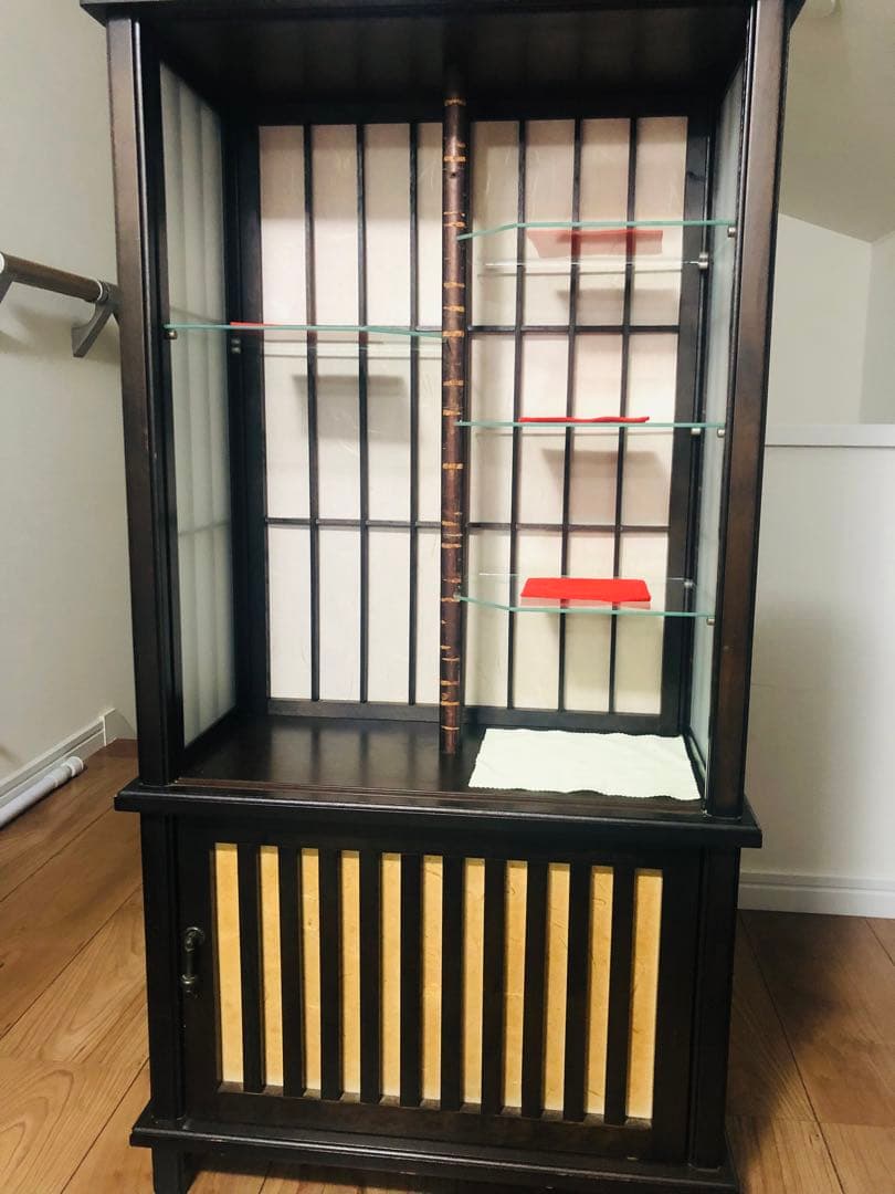 茶道を極める◼️蔵のお茶室に飾られていた、かなり可愛い抹茶専用の飾り棚、茶碗セット